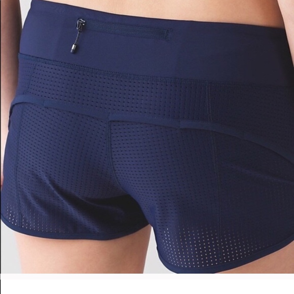 Lululemon Speed Up Short / Navy Mesh / Size 8